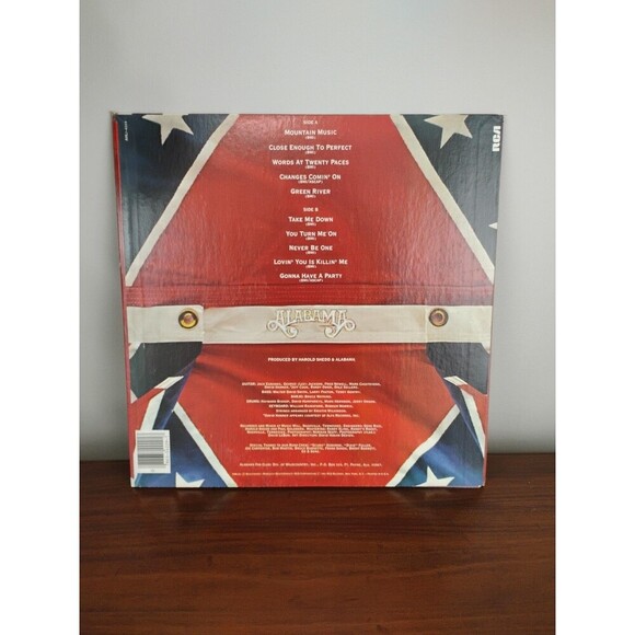 ALABAMA - MOUNTAIN MUSIC - RCA RECORDS LP 33 Album - Picture 2 of 10